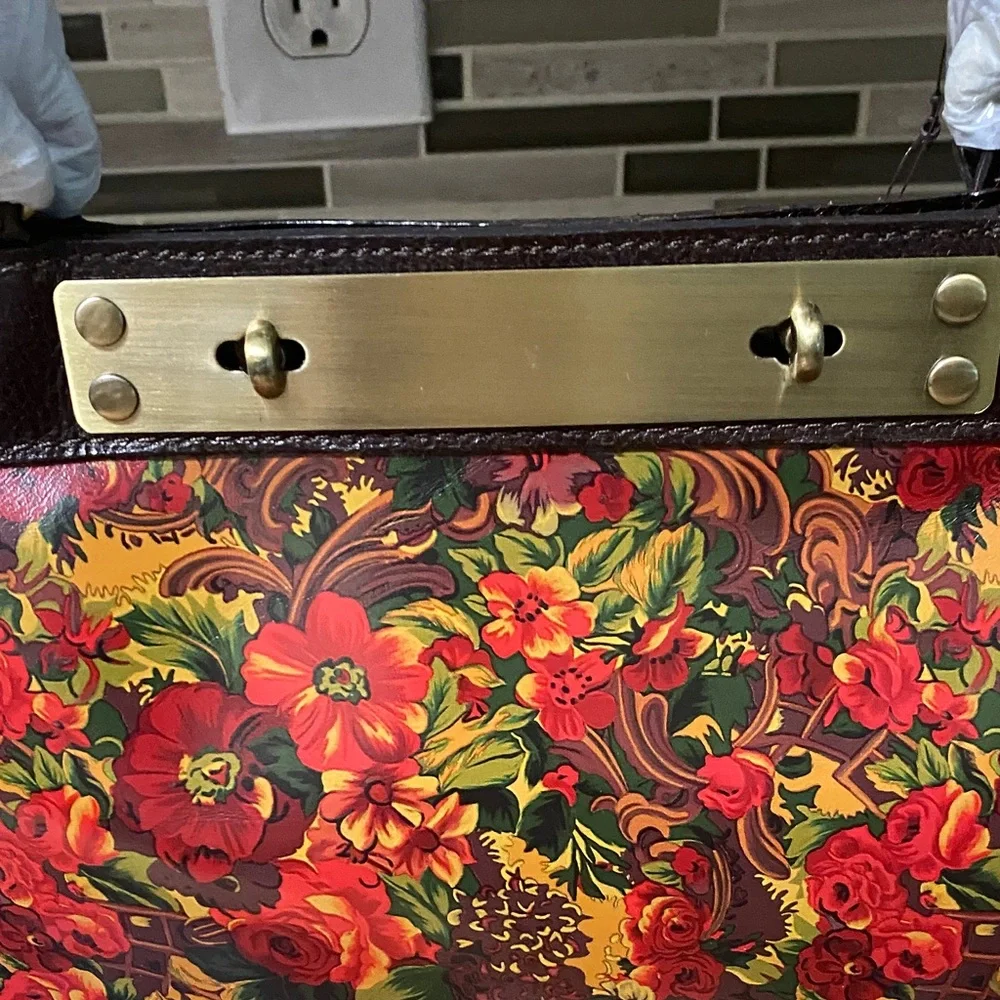 Patricia Nash Red Floral Shoulder Bag Set - Picture 2 of 13